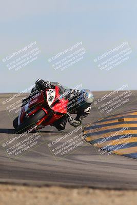 media/Dec-15-2023-Apex Assassins (Fri) [[91f19fb1c7]]/Trackday 1/Session 4 (Turn 12)/